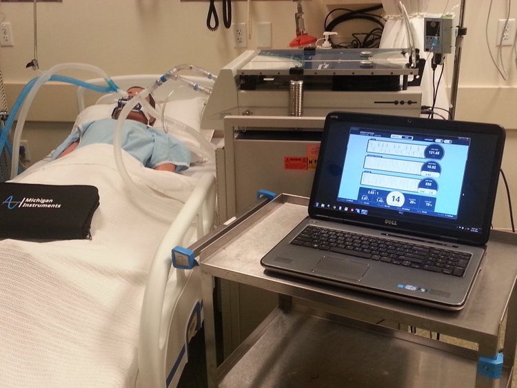 MII GVSU Donation Photo 2 michigan instruments test lung simulator in classroom on dummy with monitor