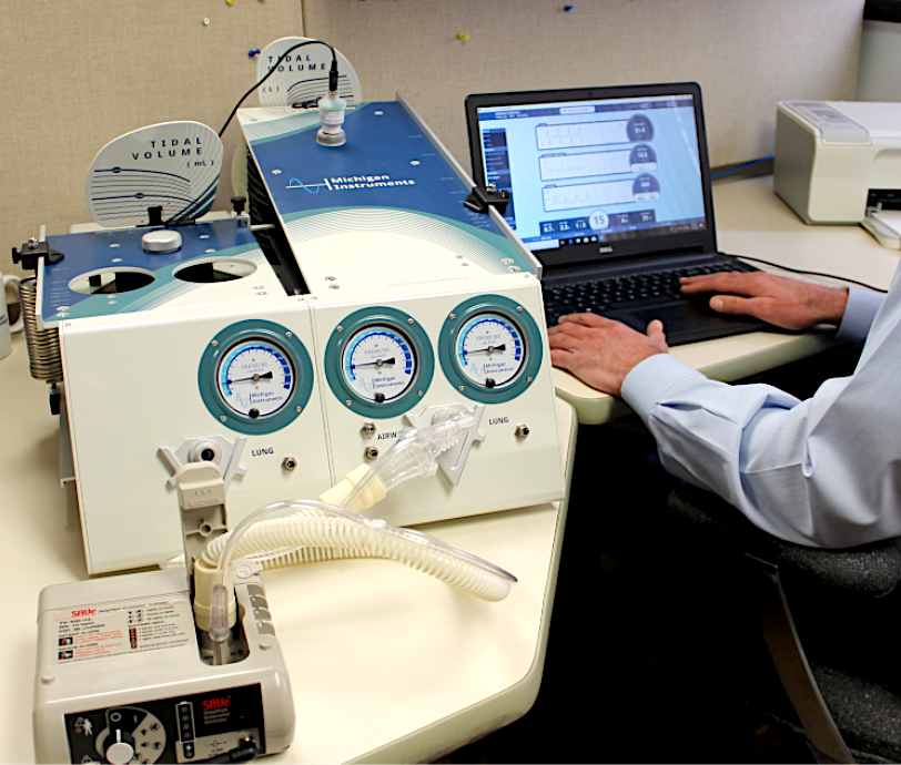 Michigan Instruments test and training lung ventilator being tested